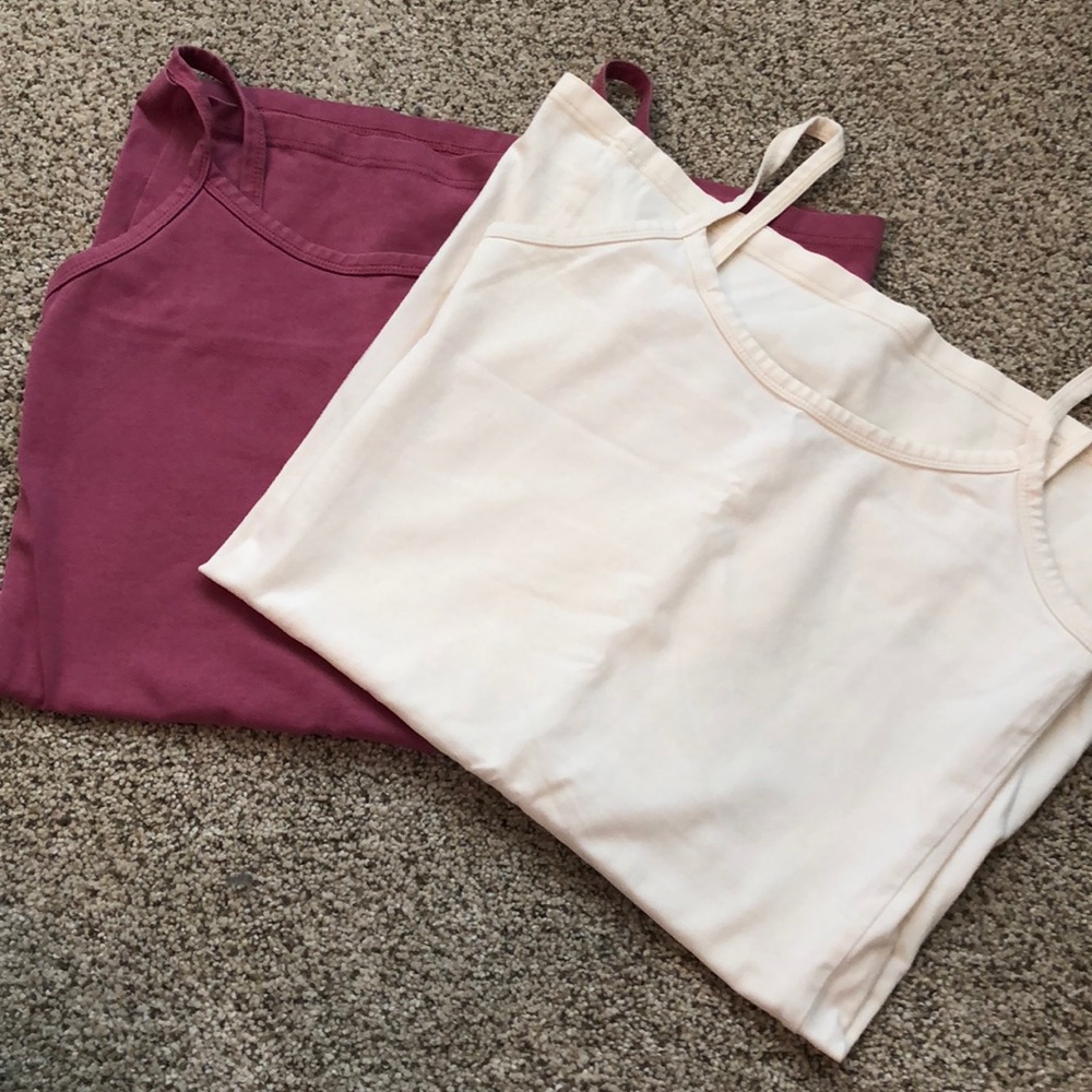 2 Buckle Tanks!